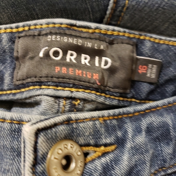 Torrid cropped skinny jeans size 16 - Picture 7 of 10